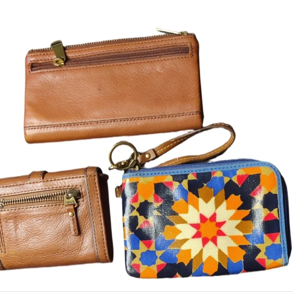 Fossil Women's Wallet And Wristlet Bundle